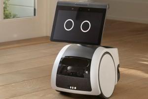 亚马逊推出“多才多艺”的家用机器人Astro! 会巡逻、跳舞、聊天 今年将于美国开卖